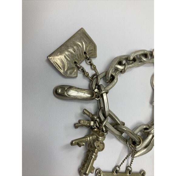 Kenneth Cole Reaction Charm Bracelet Shoes Purses Keys Mostly Silver Tone - Picture 3 of 11